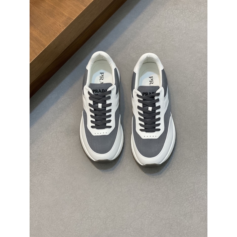 Pra*a casual shoes